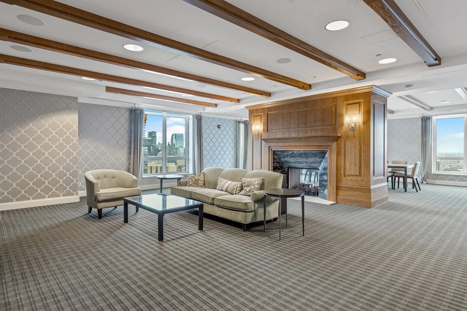 10 E Delaware Place Unit: 9D