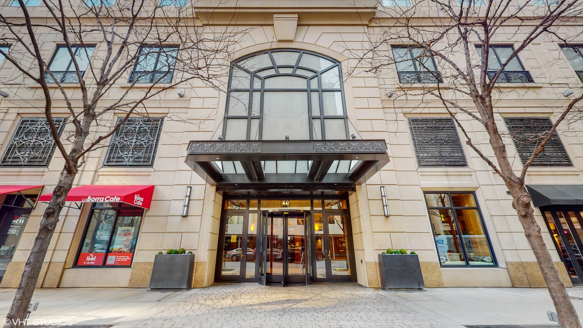 10 E Delaware Place Unit: 9D