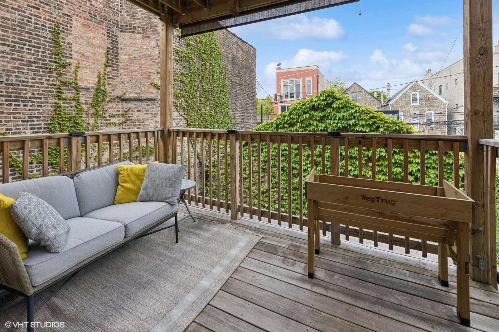 1102 N Paulina Street Unit: 201