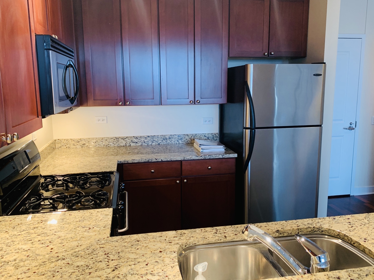 200 N Jefferson Street Unit: 1707