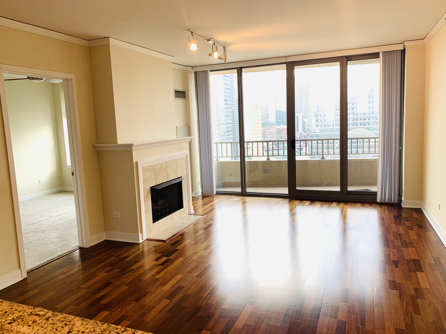 200 N Jefferson Street Unit: 1707