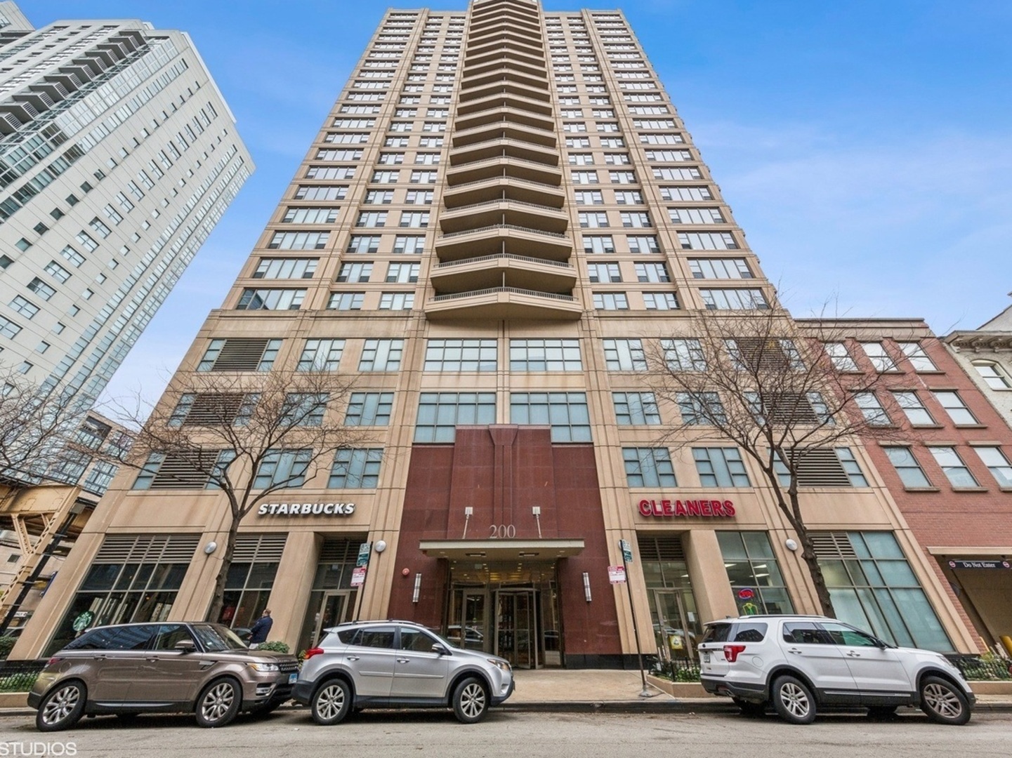 200 N Jefferson Street Unit: 1707