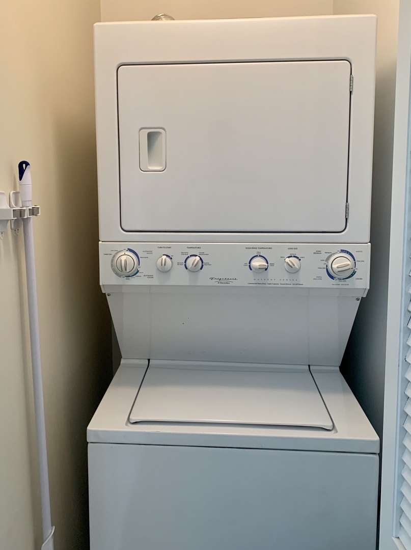 200 N Jefferson Street Unit: 1707