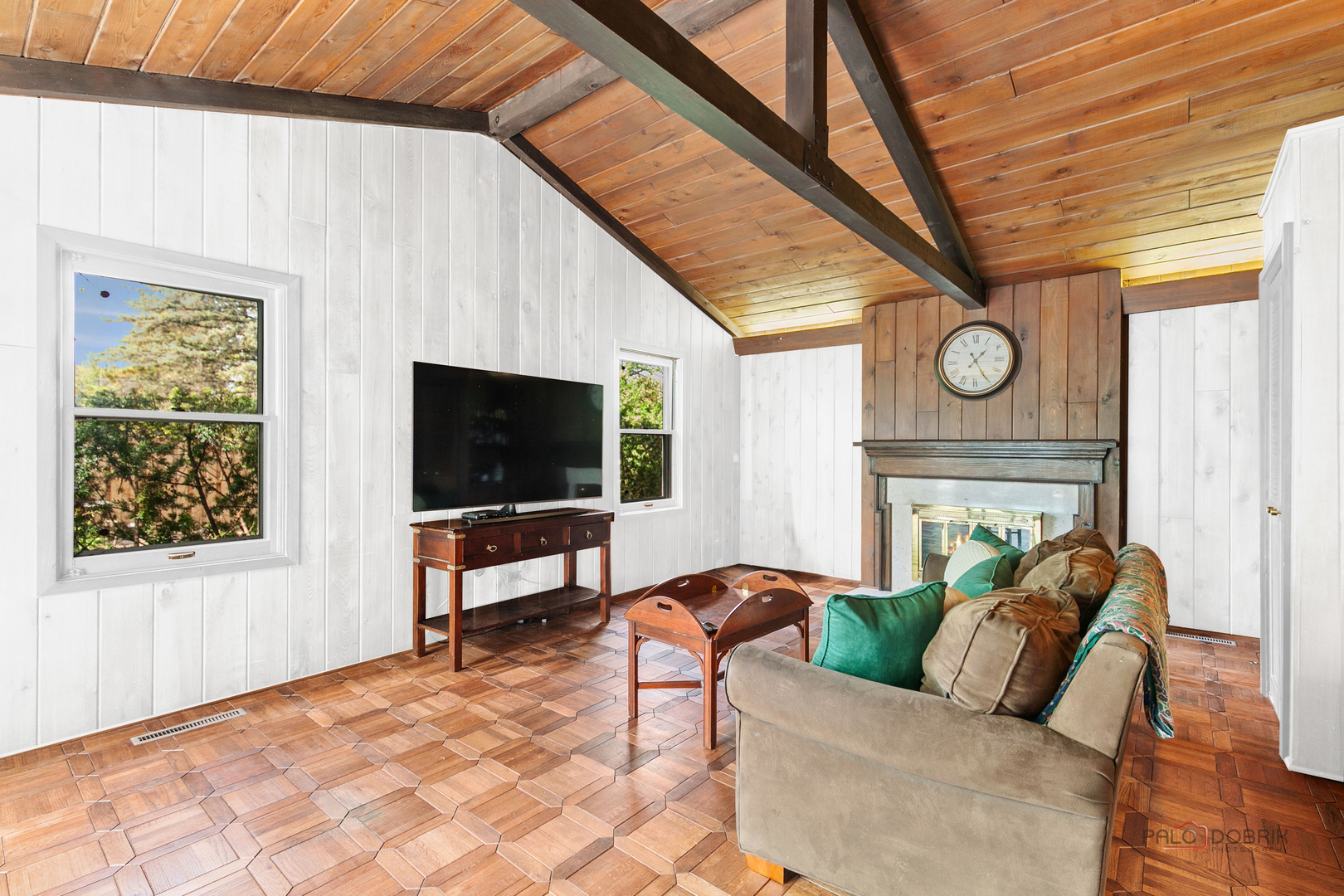 2951 Canterbury Drive