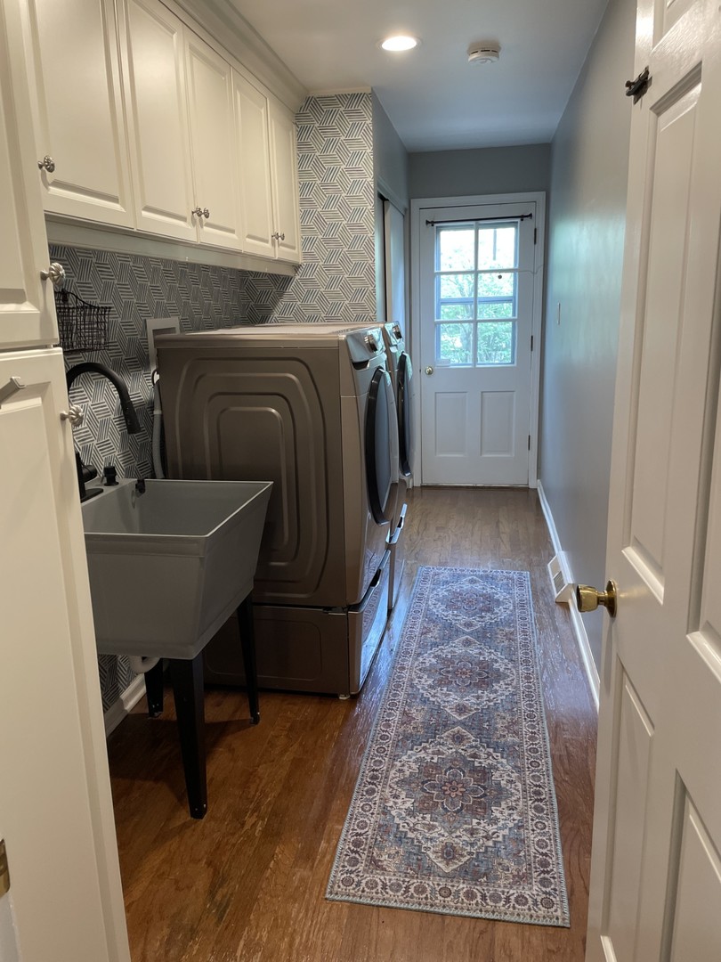 2951 Canterbury Drive