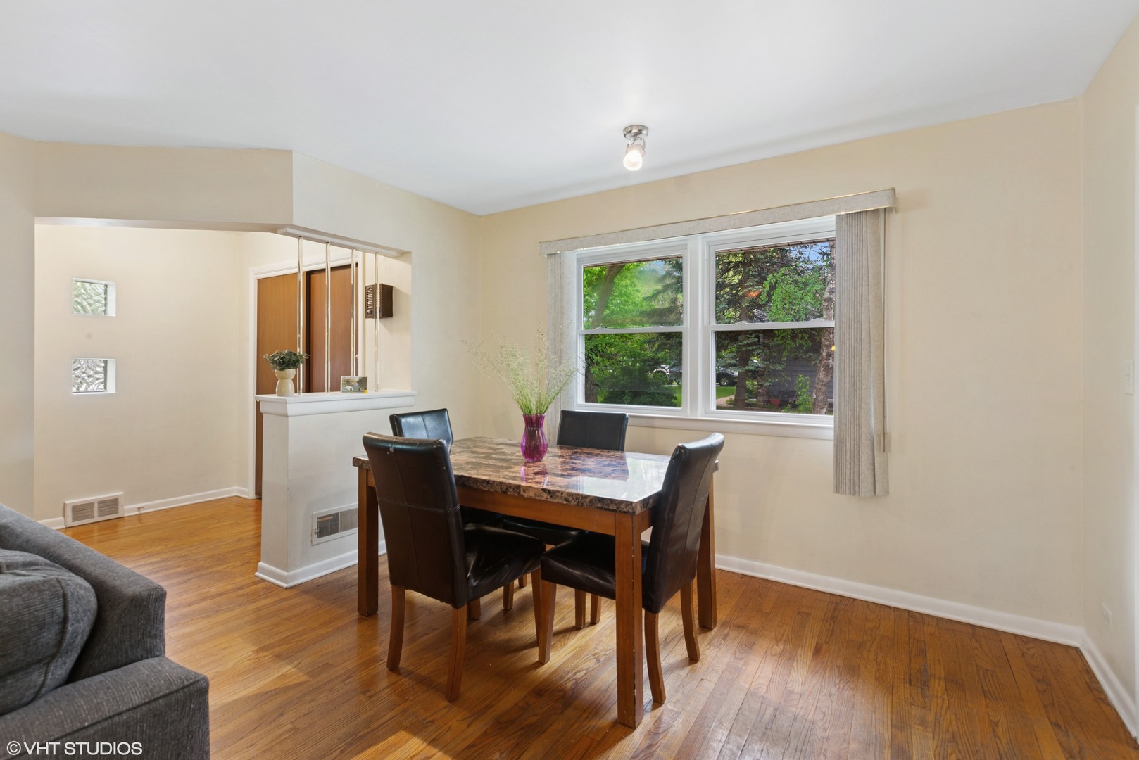 4N312 Kenwood Avenue