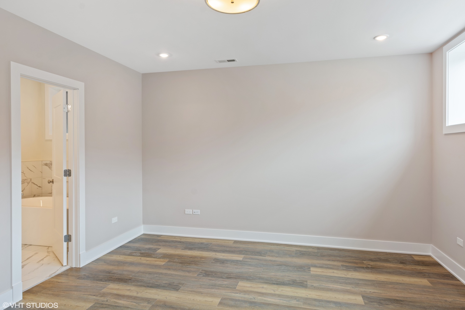 3122 N Clybourn Avenue Unit: 1S