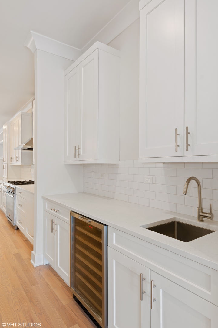 3122 N Clybourn Avenue Unit: 1S