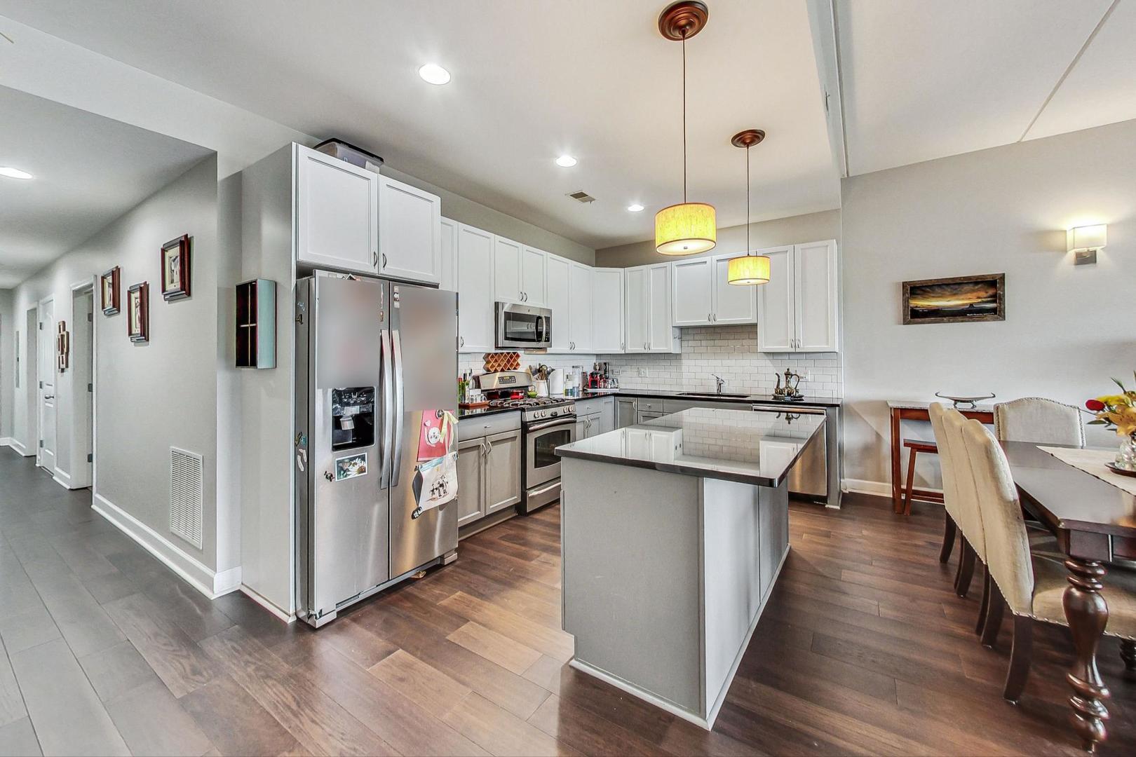 1909 W DIVERSEY Parkway Unit: 502