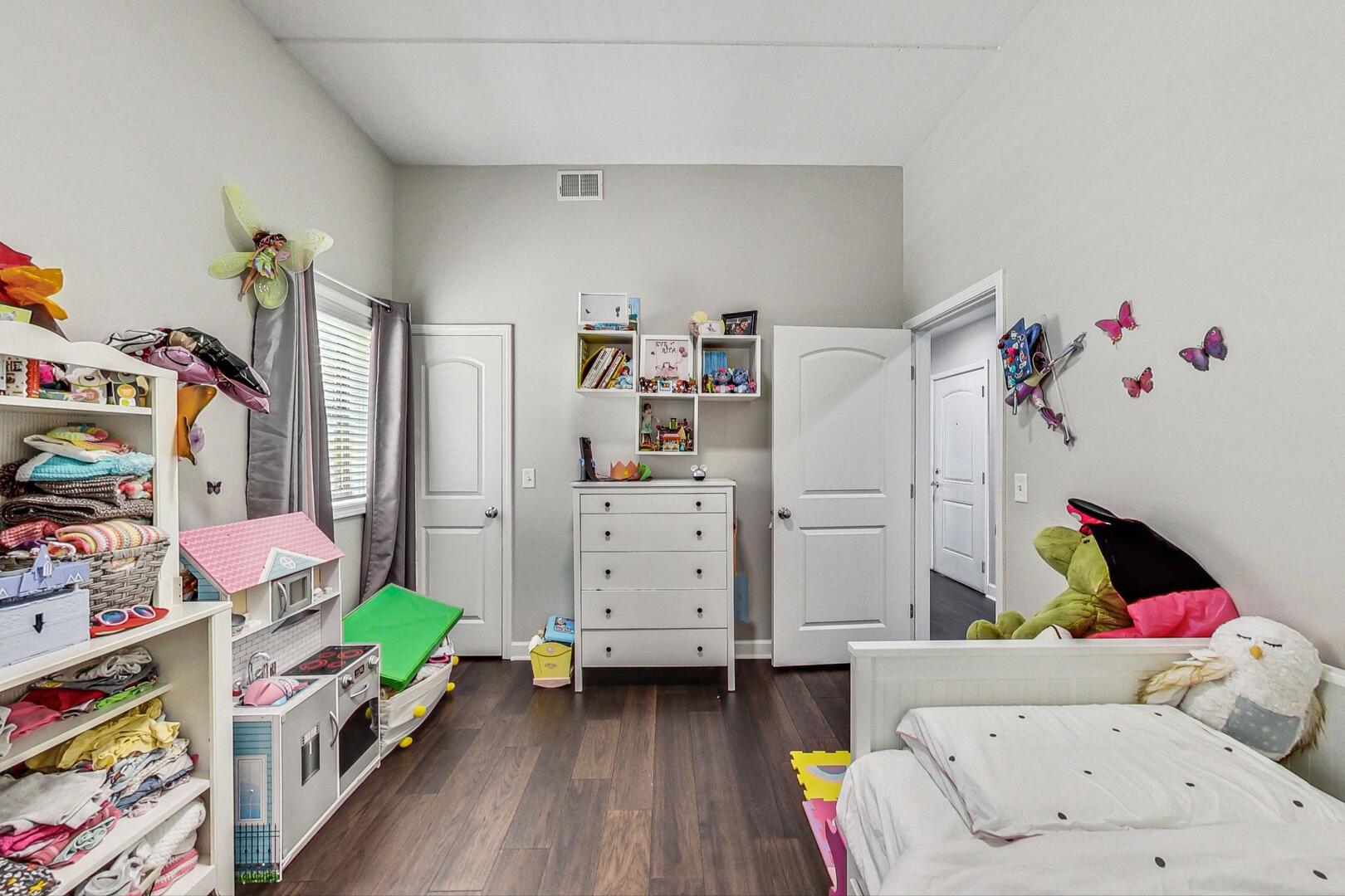 1909 W DIVERSEY Parkway Unit: 502