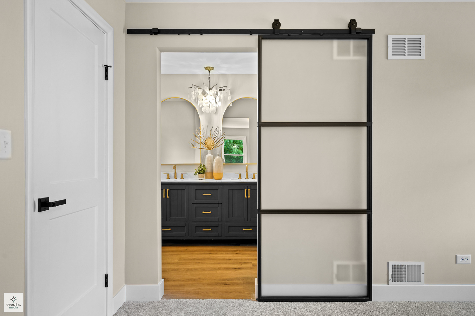 1212 W Keating Drive