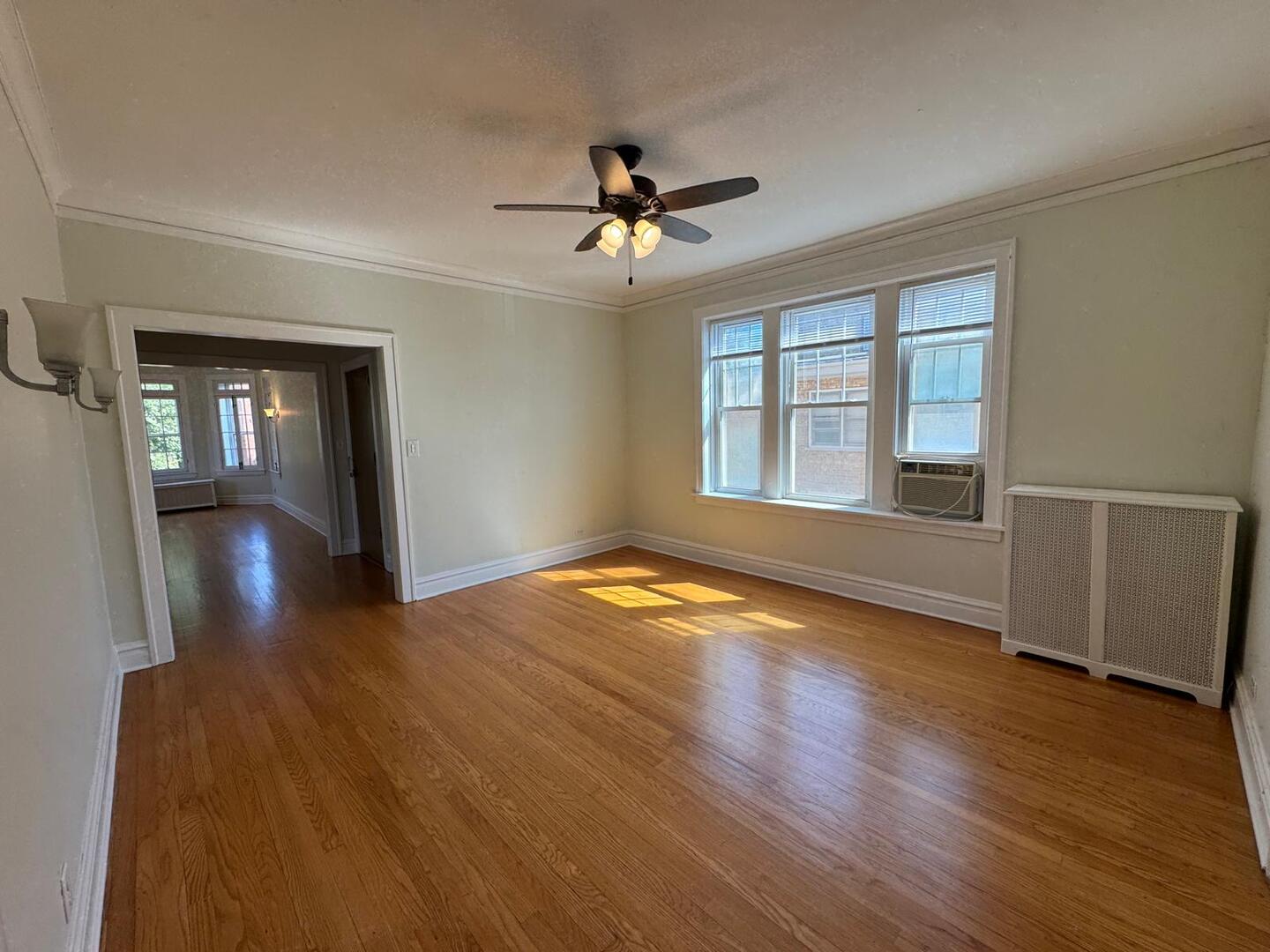 4827 Elm Street Unit: 2