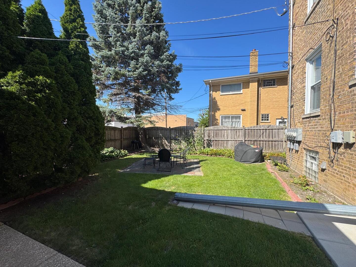 4827 Elm Street Unit: 2