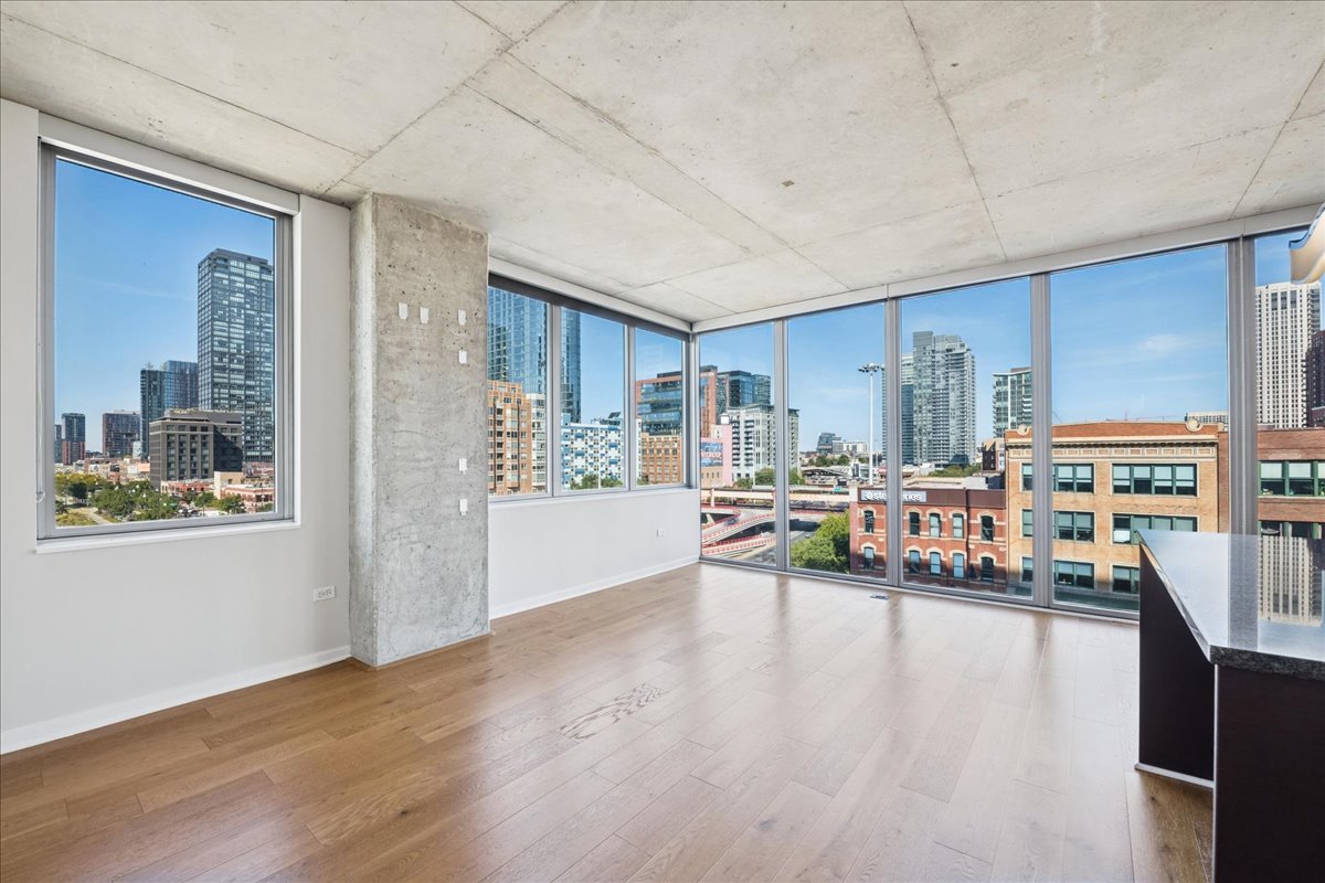 659 W Randolph Street Unit: 609