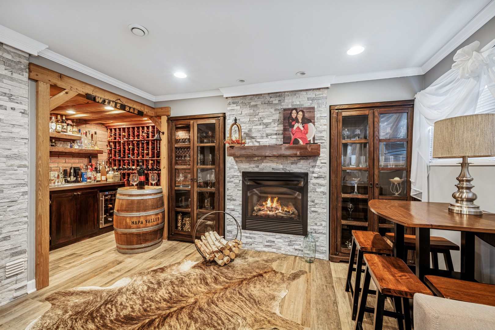 416 N Gibbons Avenue