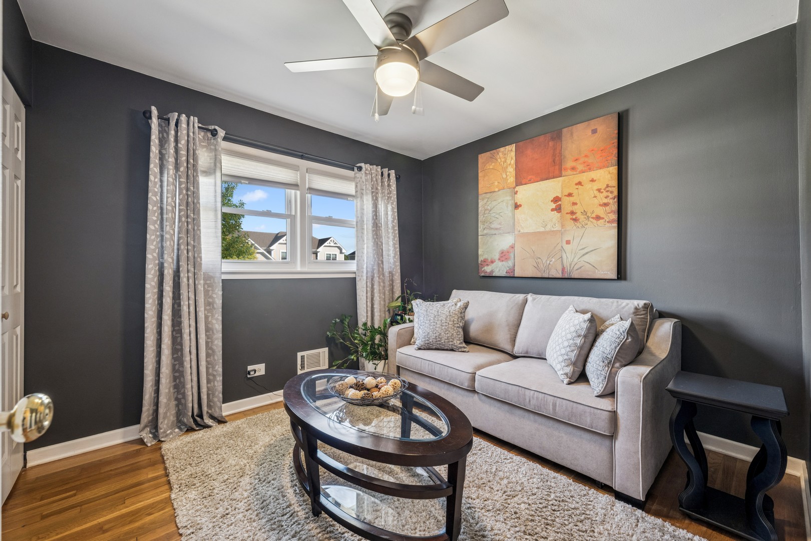 416 N Gibbons Avenue