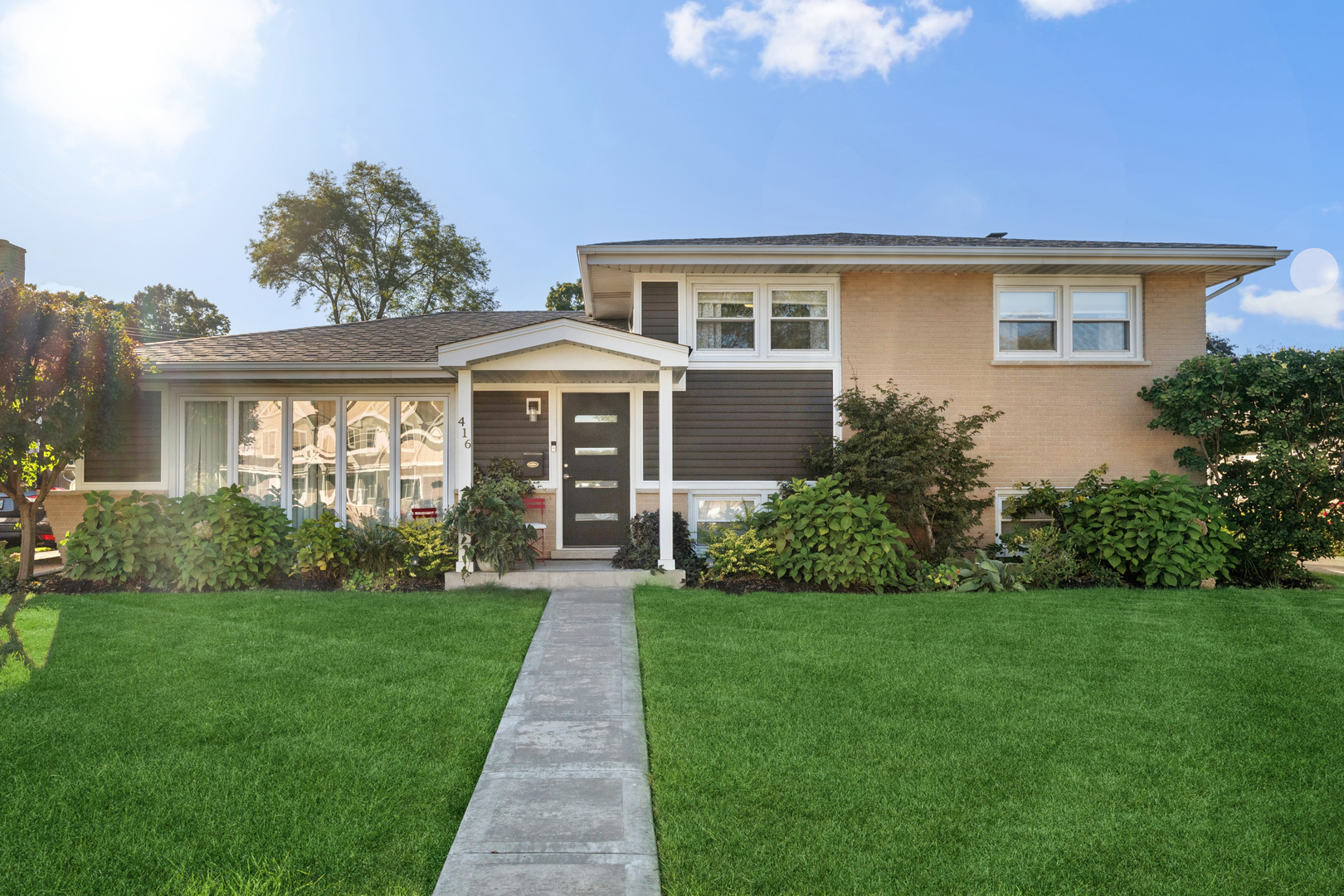 416 N Gibbons Avenue