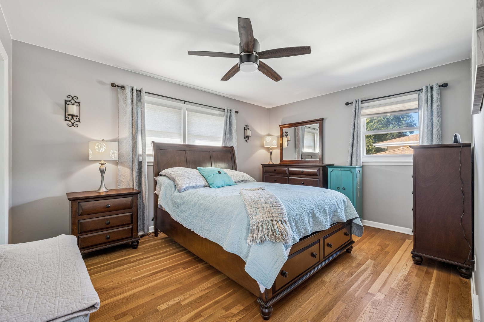 416 N Gibbons Avenue