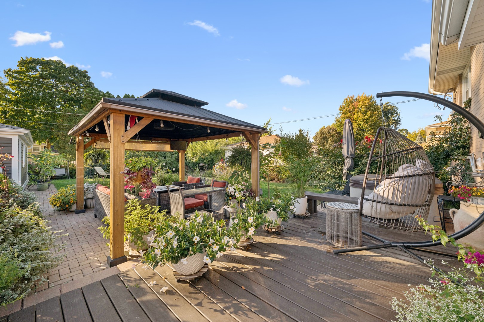 416 N Gibbons Avenue