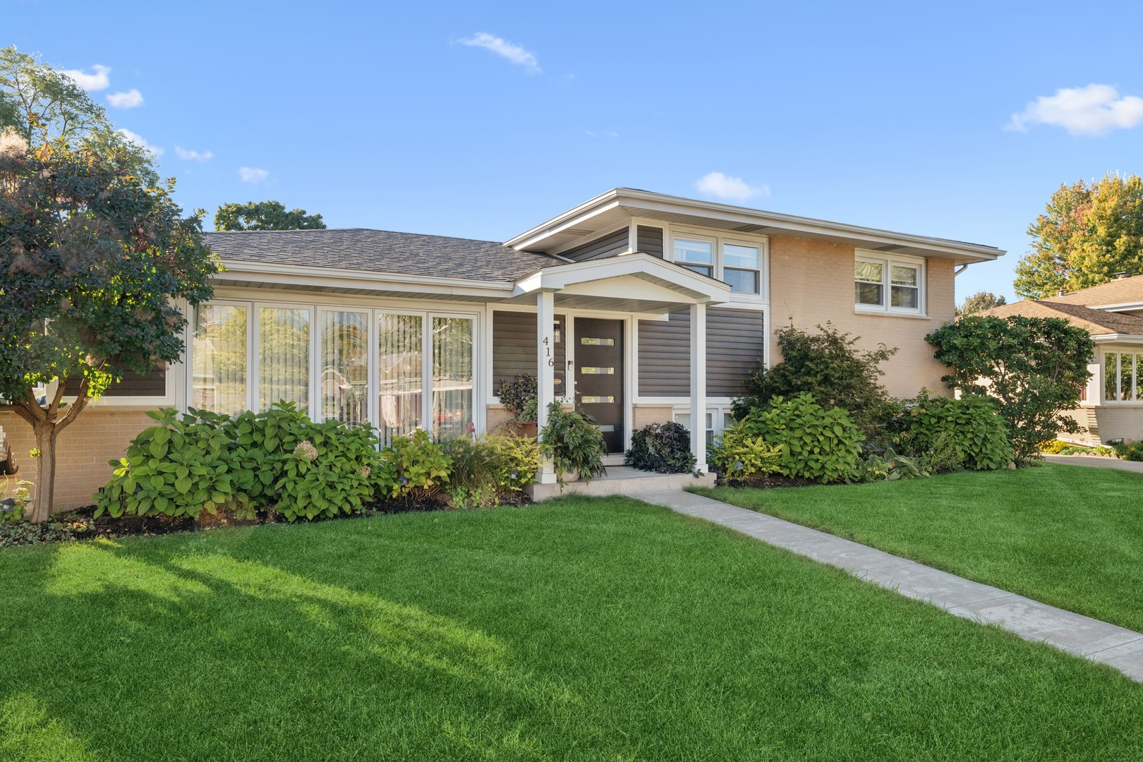 416 N Gibbons Avenue