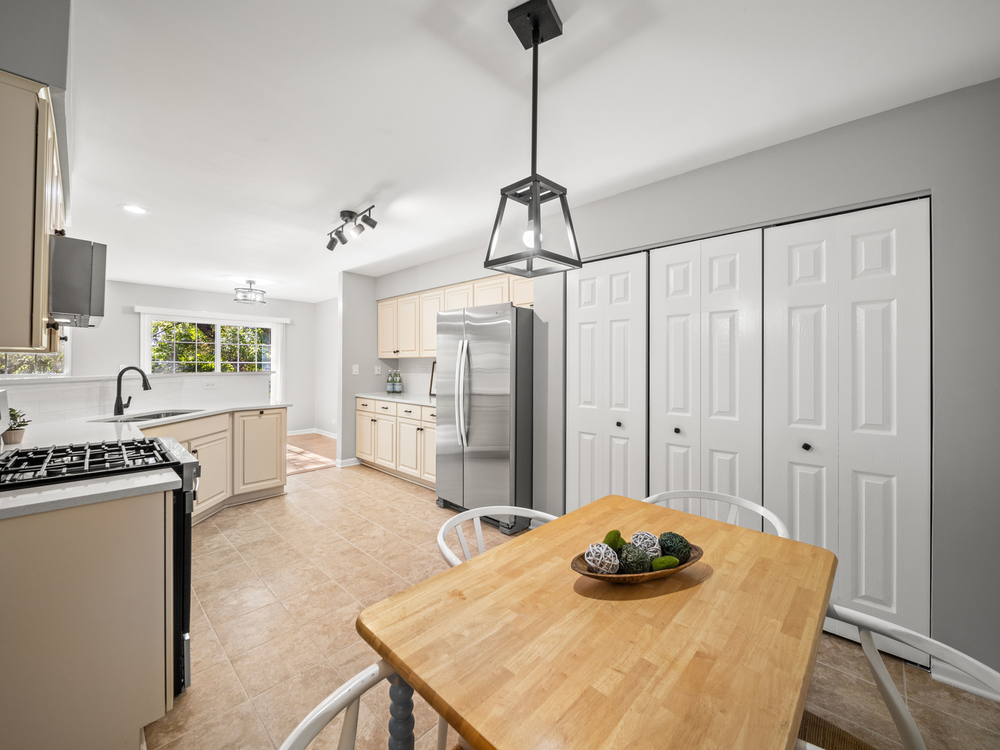 872 Old Checker Road