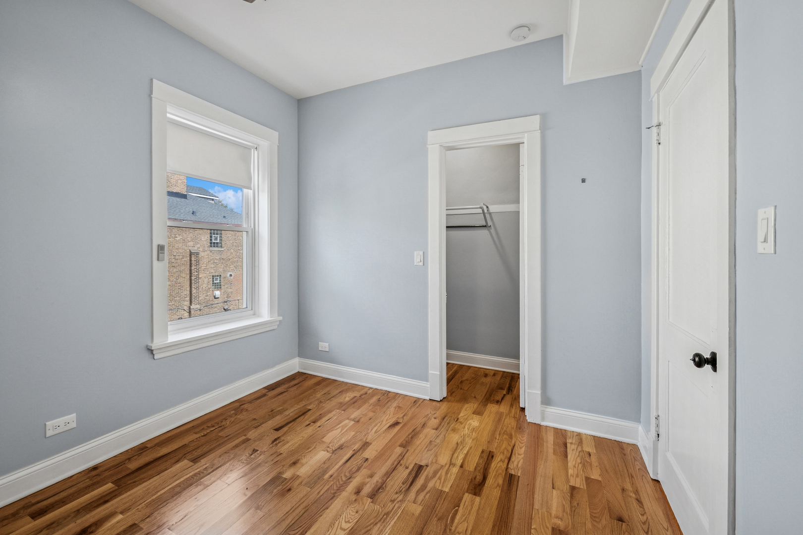 4045 N Monticello Avenue Unit: 2