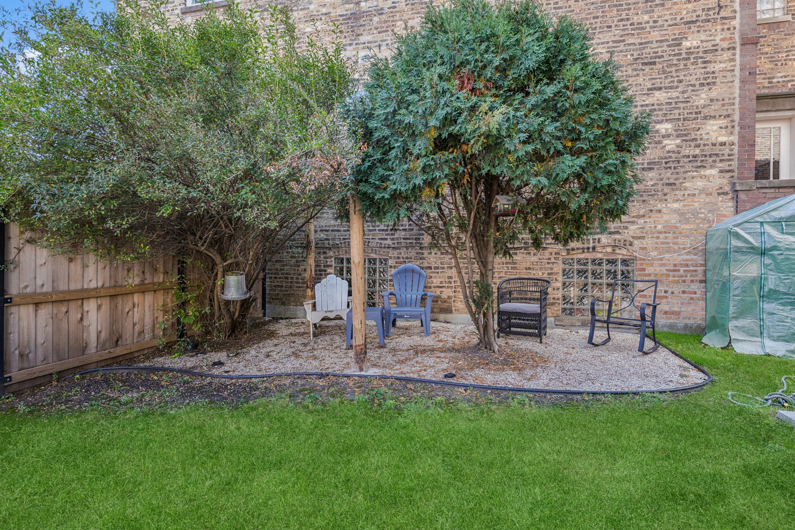 4045 N Monticello Avenue Unit: 2