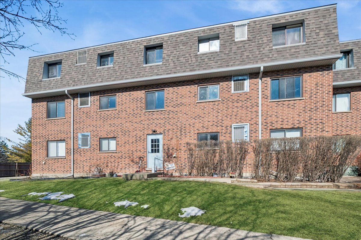3266 Sanders Road Unit: 6F