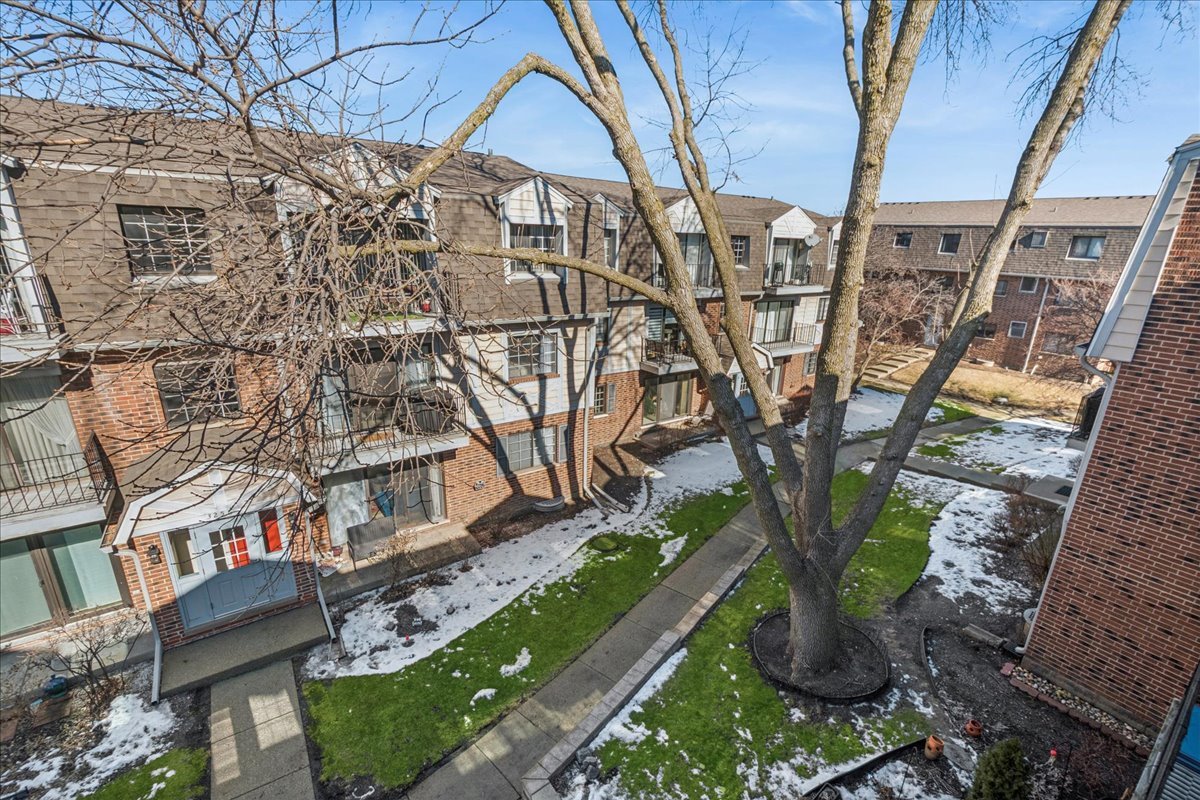 3266 Sanders Road Unit: 6F