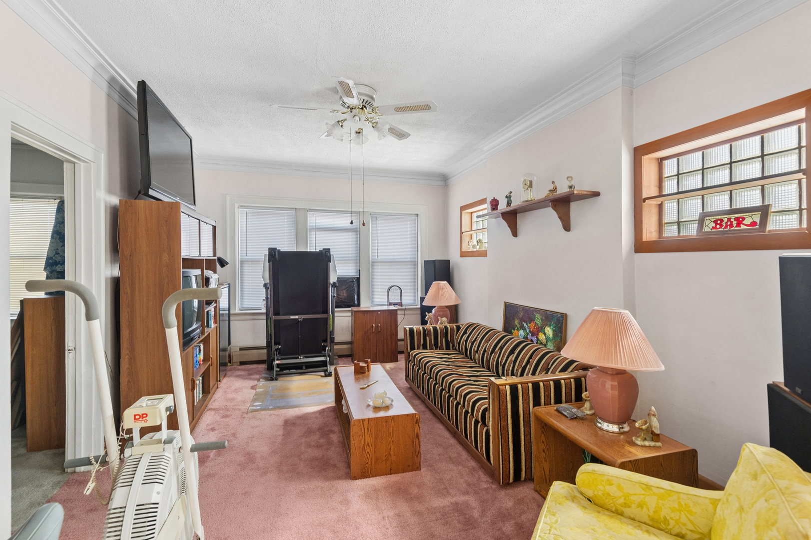 6420 N Western Avenue