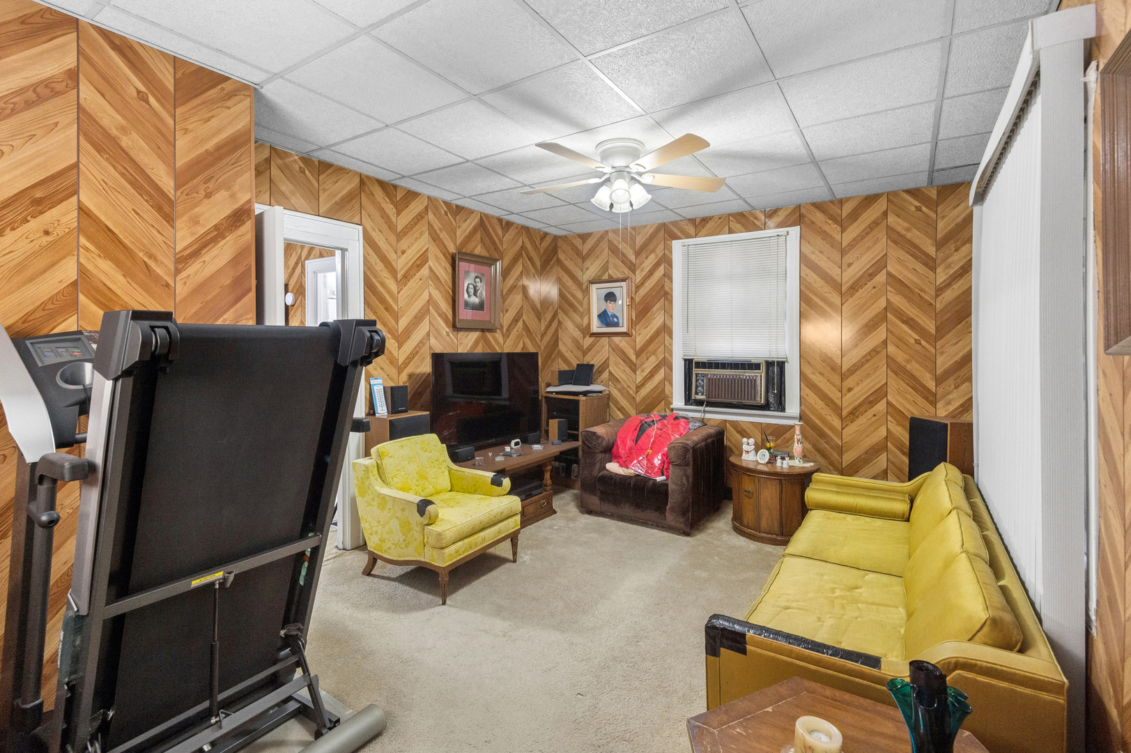 6420 N Western Avenue