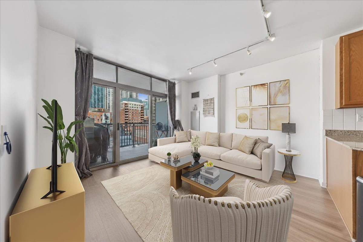 600 N Dearborn Avenue Unit: 805