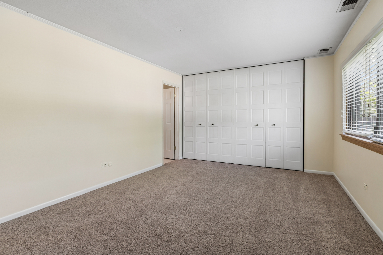 925 Spring Hill Drive Unit: 102