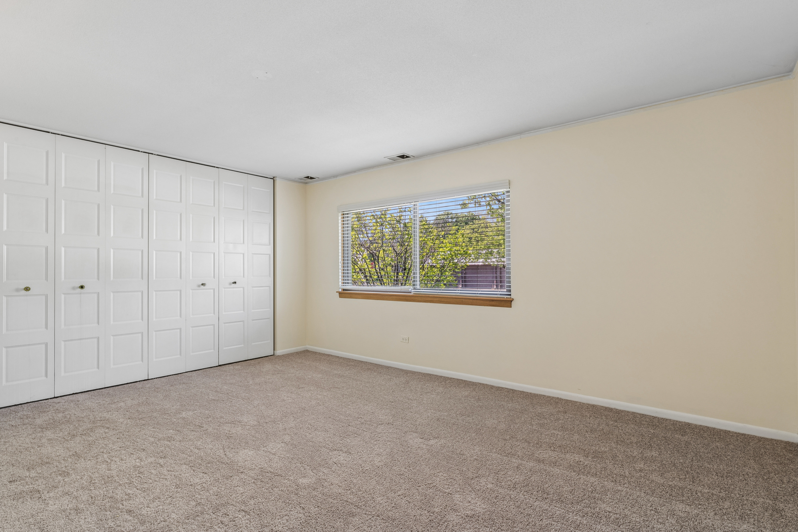 925 Spring Hill Drive Unit: 102