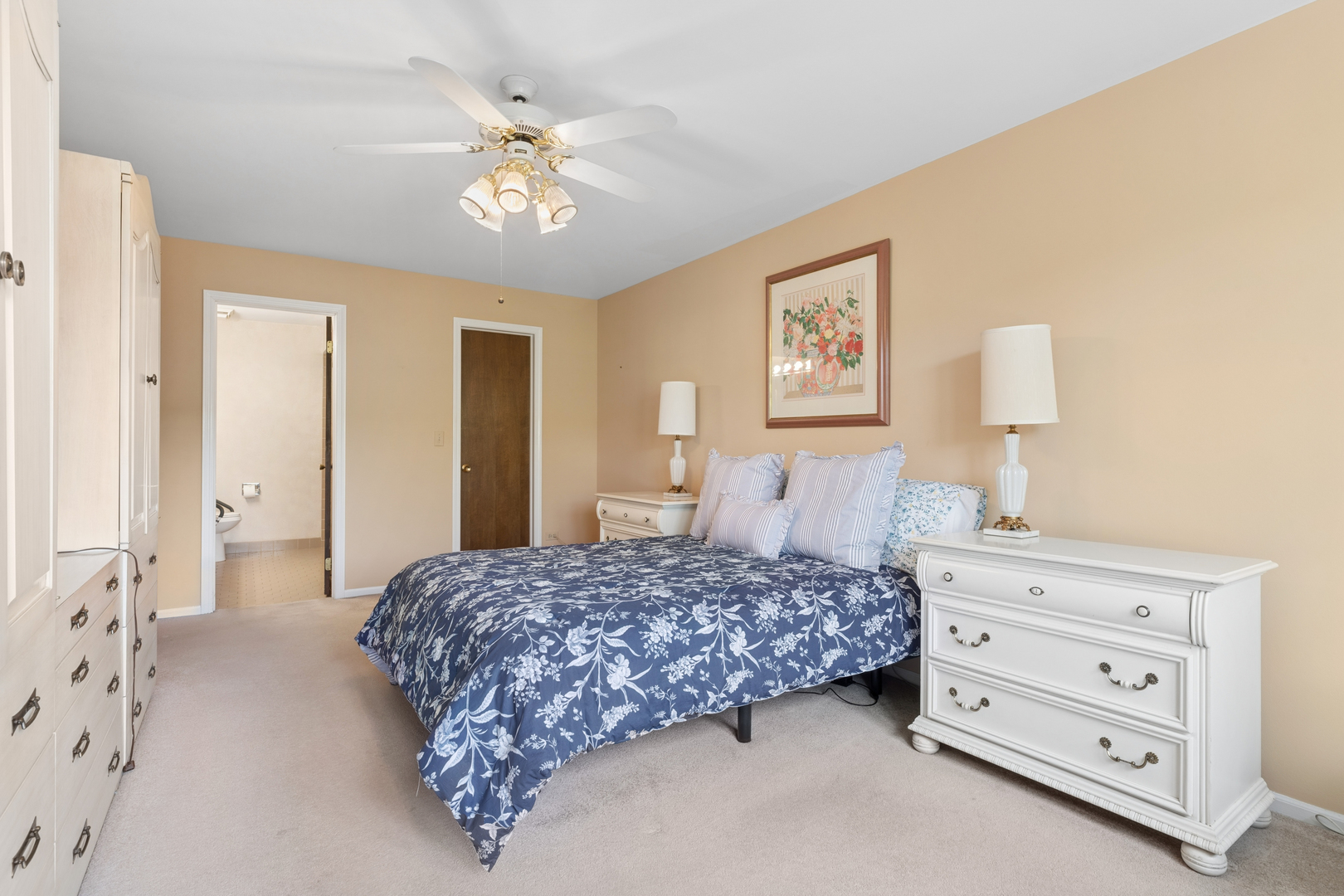 8100 W Foster Lane Unit: 311