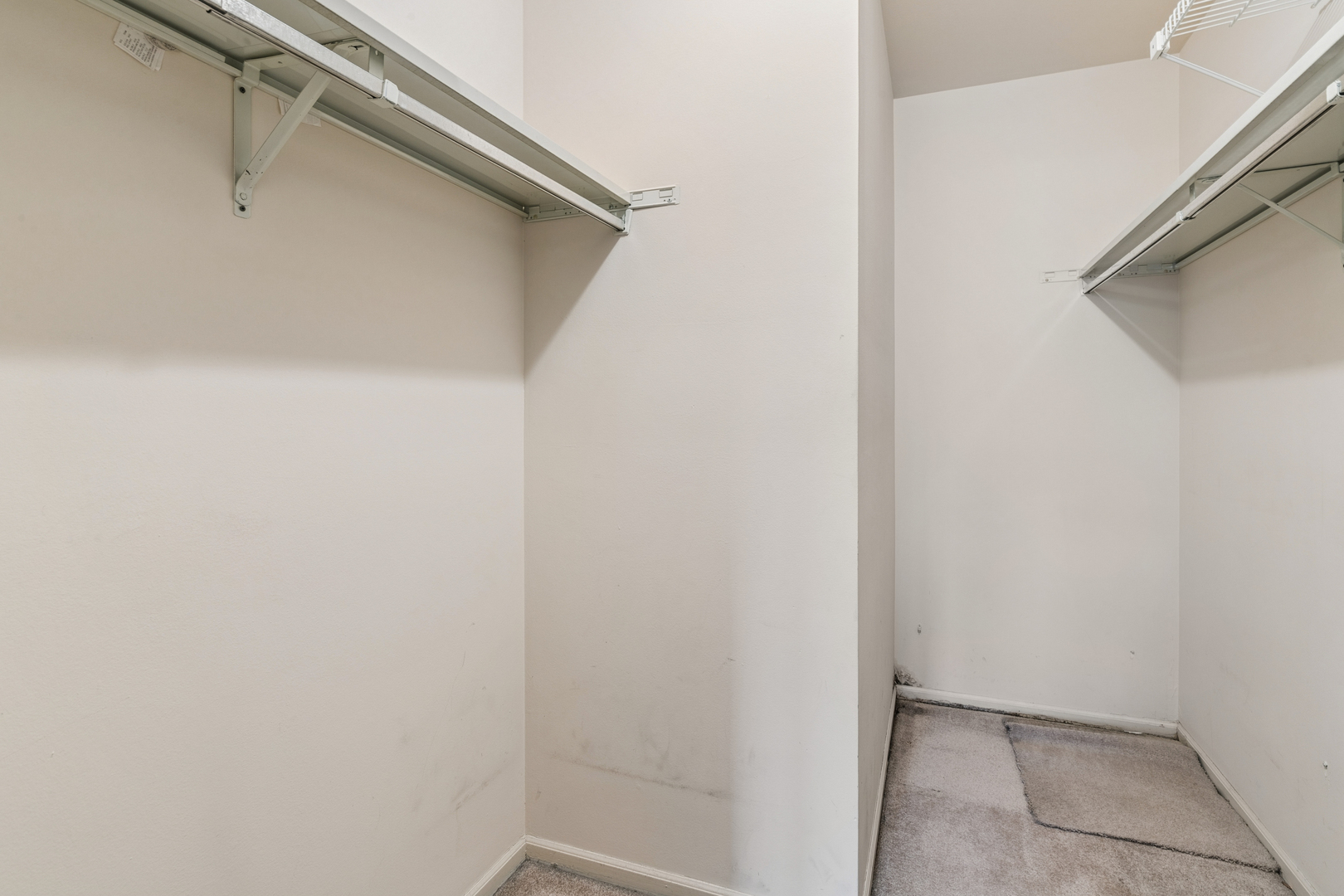 8100 W Foster Lane Unit: 311