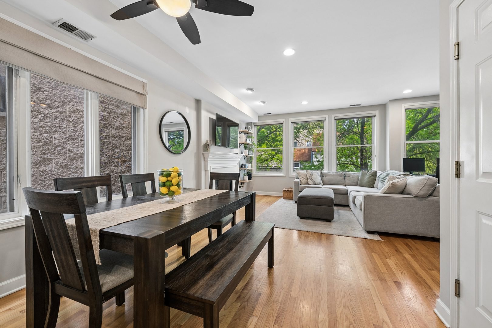 3336 N Damen Avenue Unit: 2