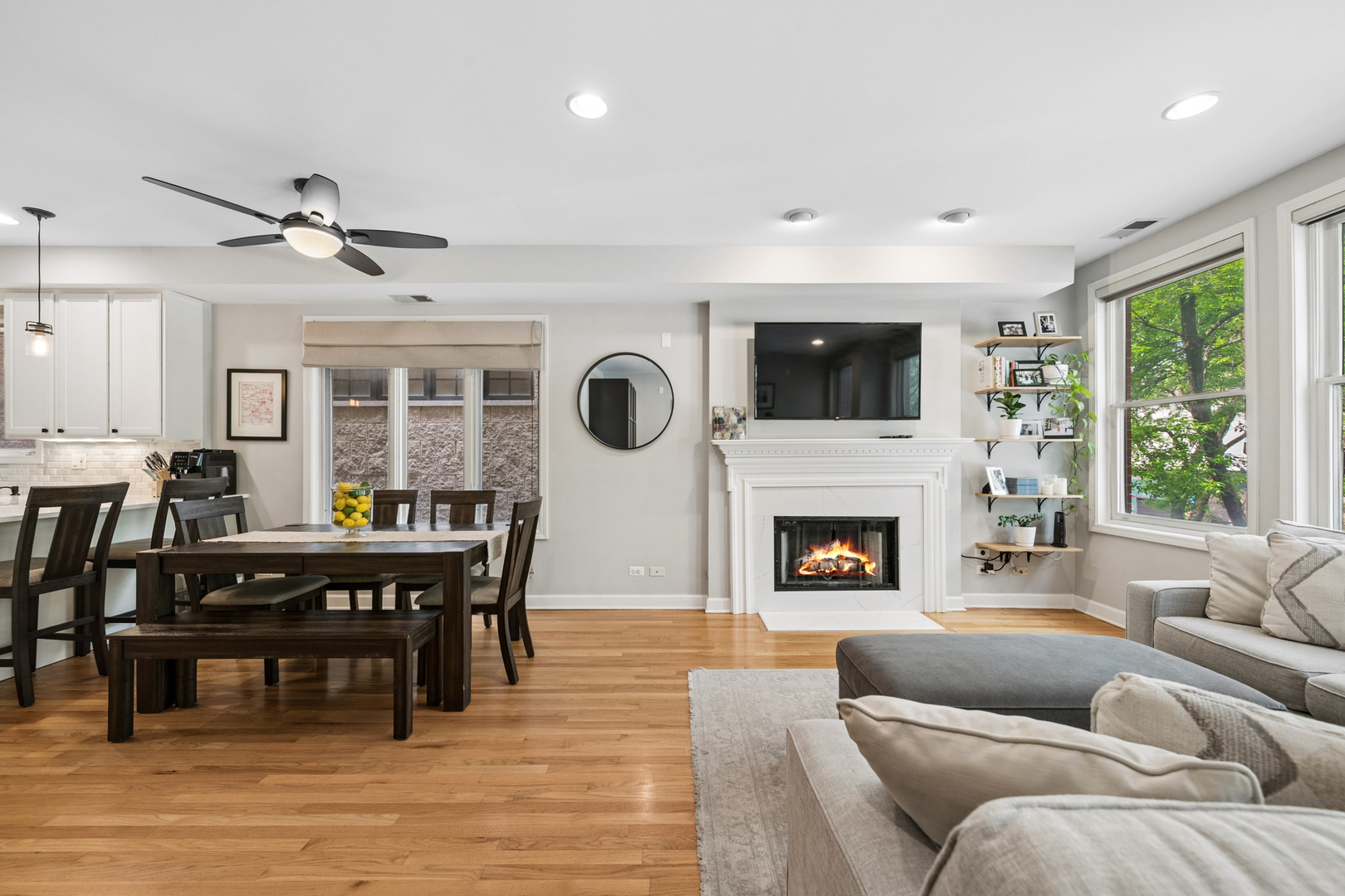 3336 N Damen Avenue Unit: 2