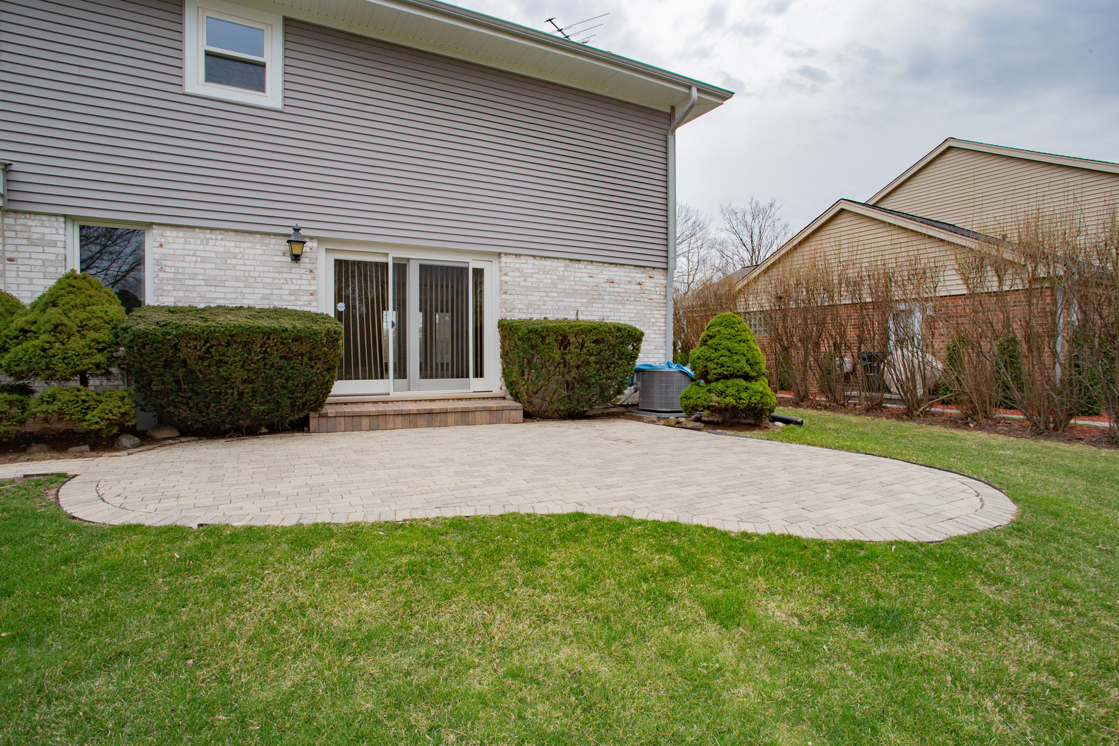 1900 LANDWEHR Road