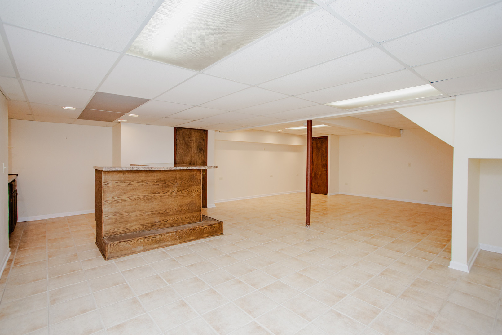 1900 LANDWEHR Road