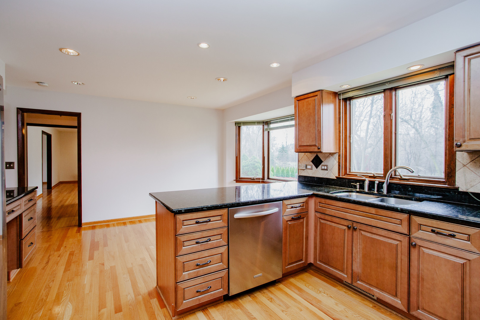 1900 LANDWEHR Road
