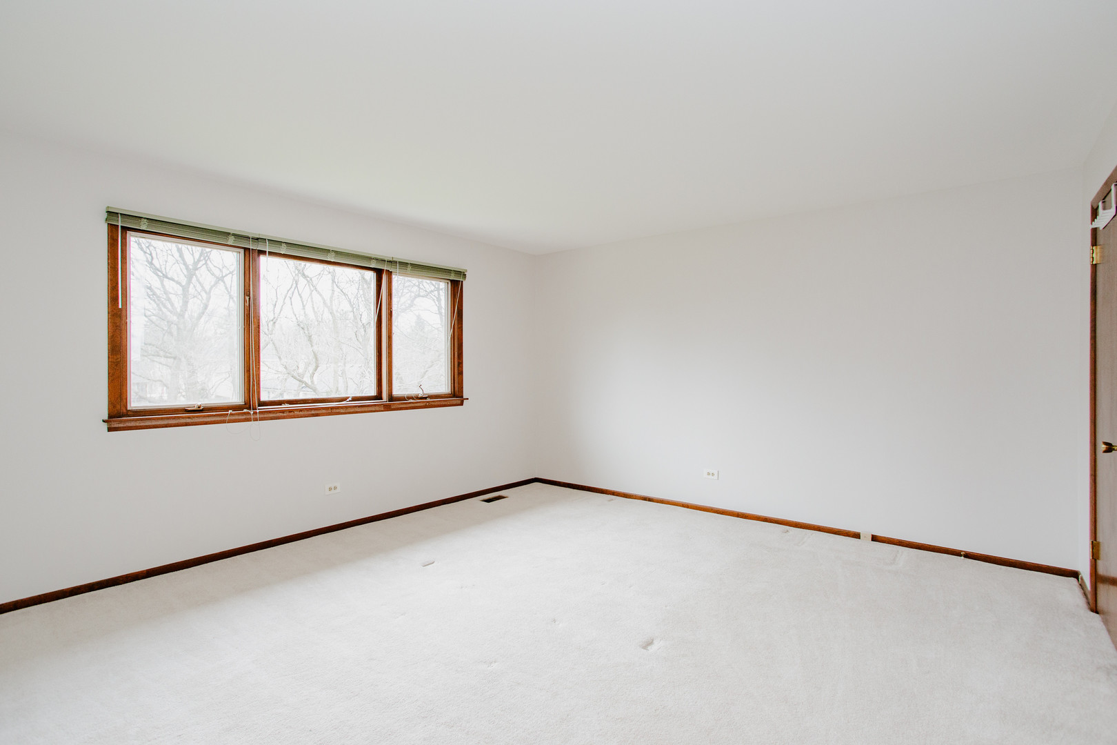 1900 LANDWEHR Road