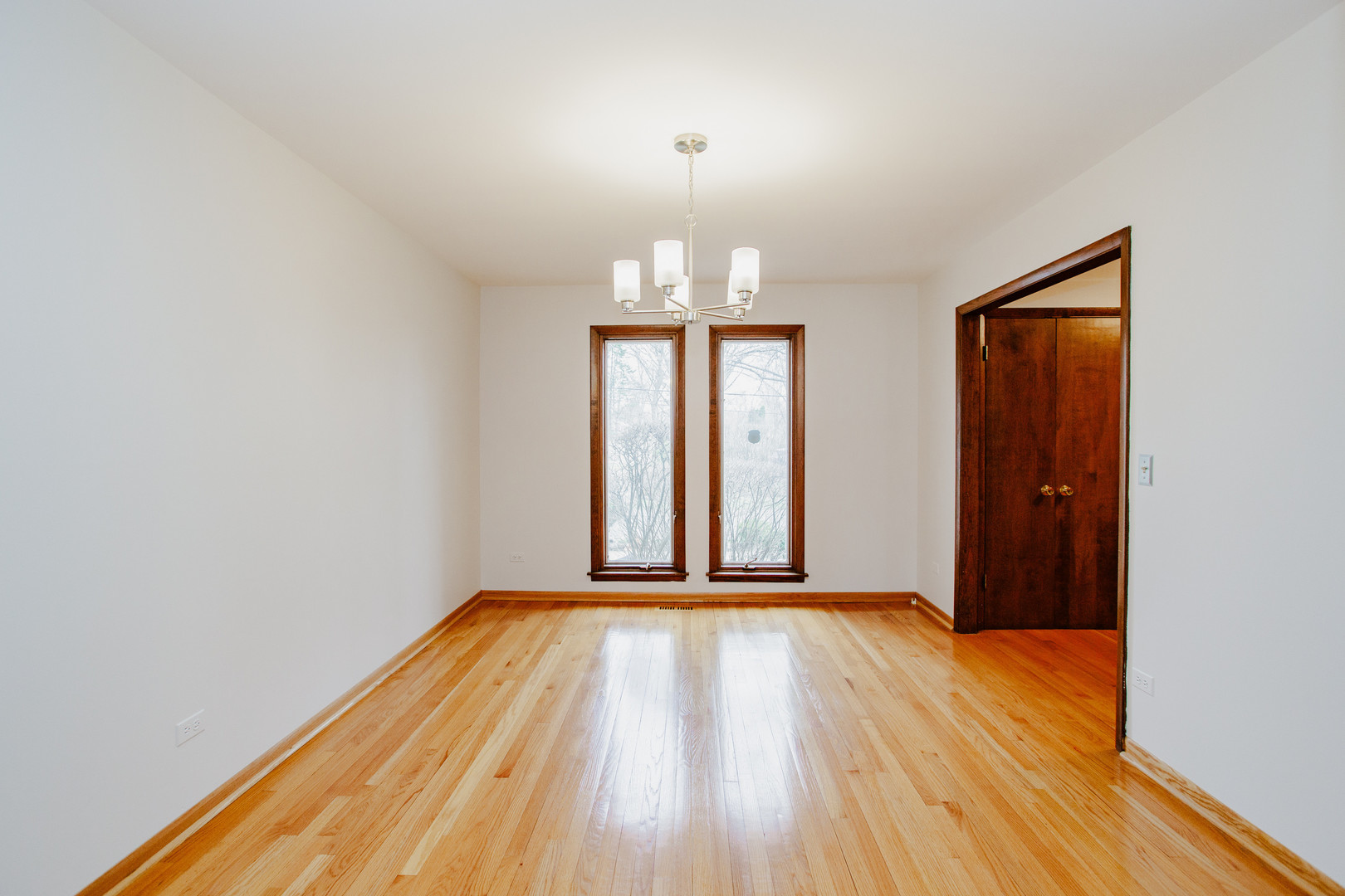 1900 LANDWEHR Road