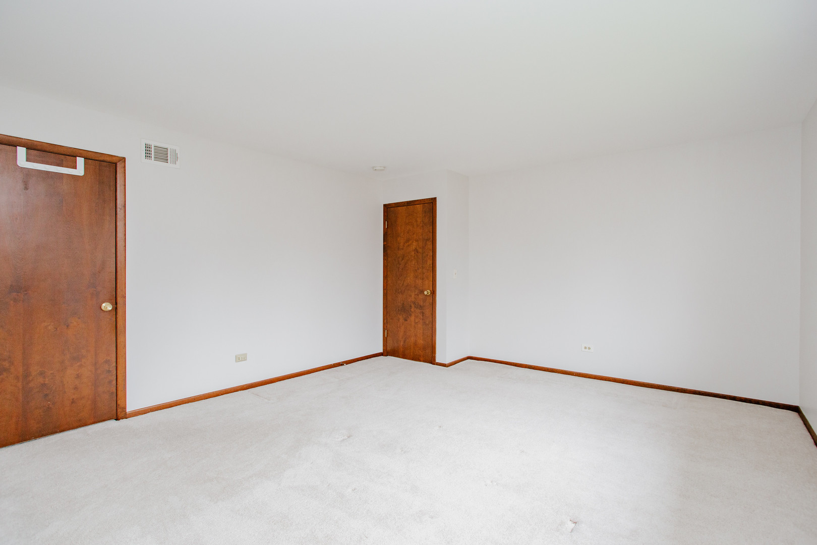 1900 LANDWEHR Road