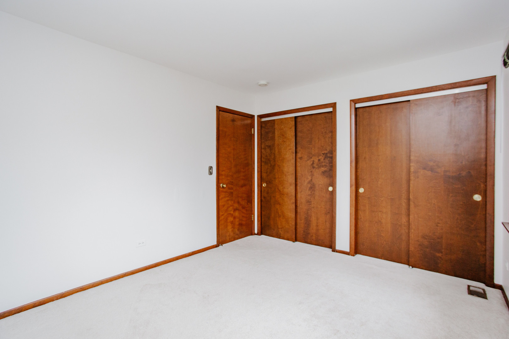 1900 LANDWEHR Road