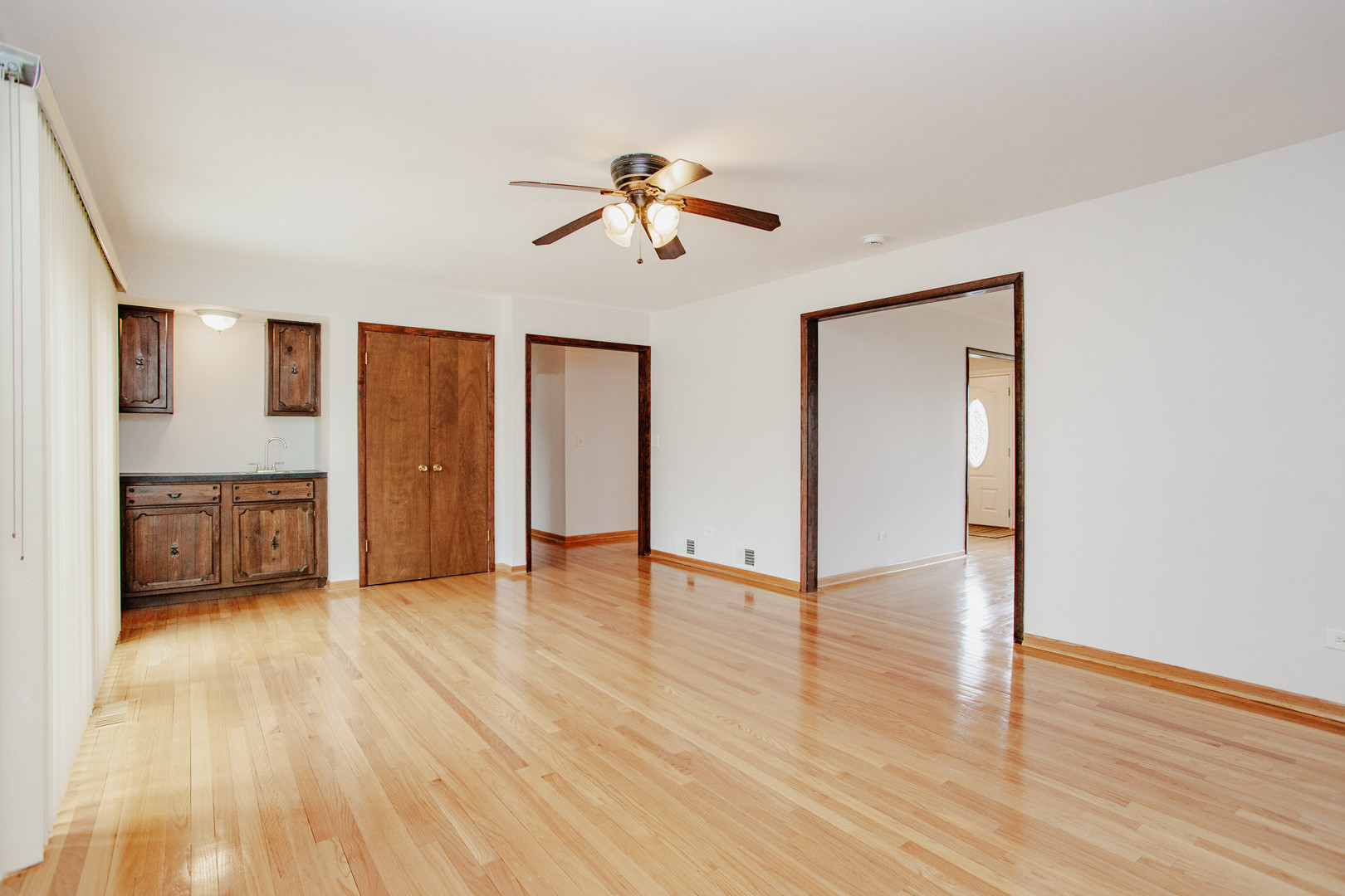 1900 LANDWEHR Road
