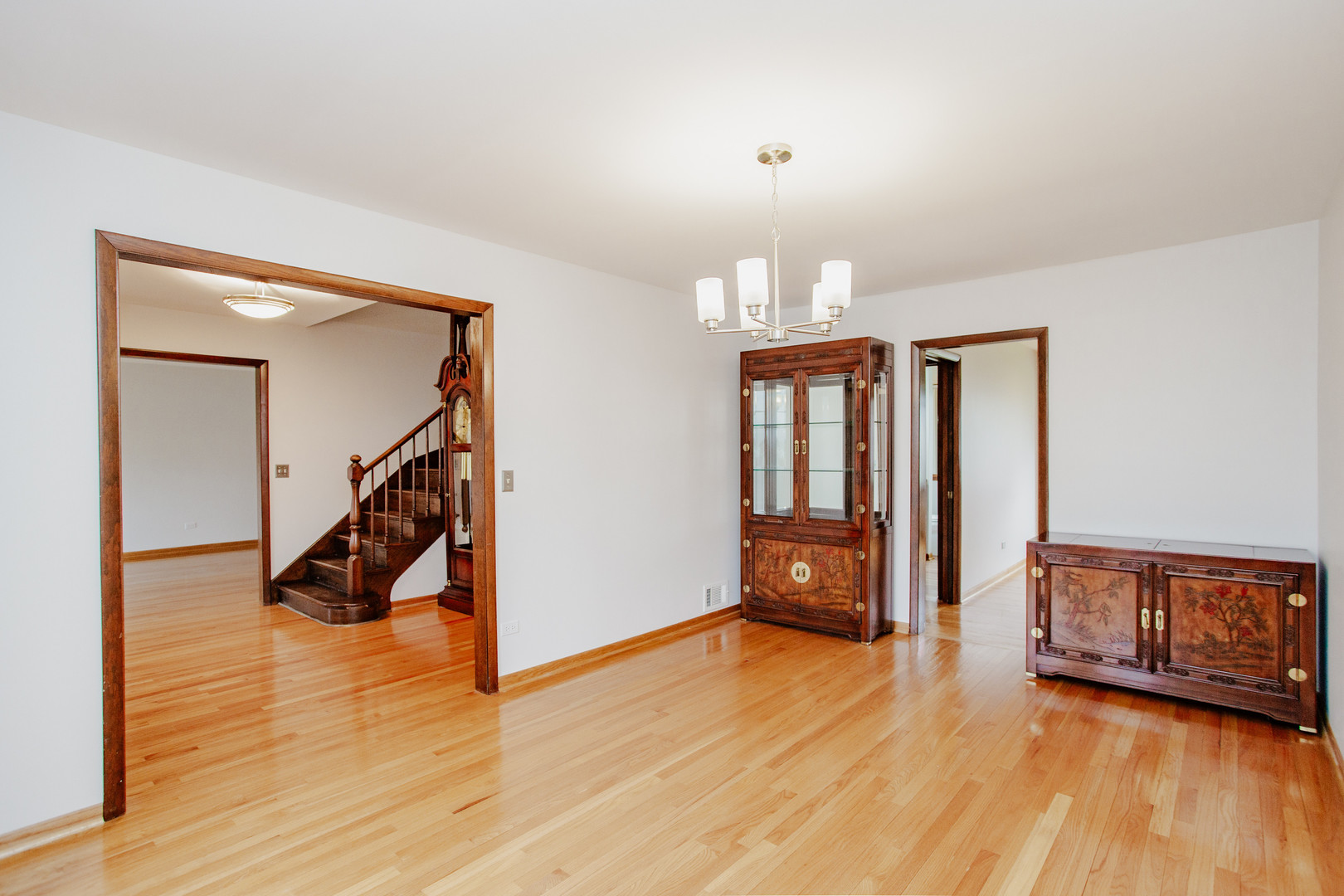1900 LANDWEHR Road