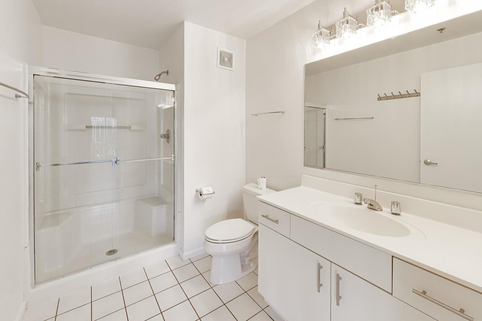 402 Kelburn Road Unit: 126