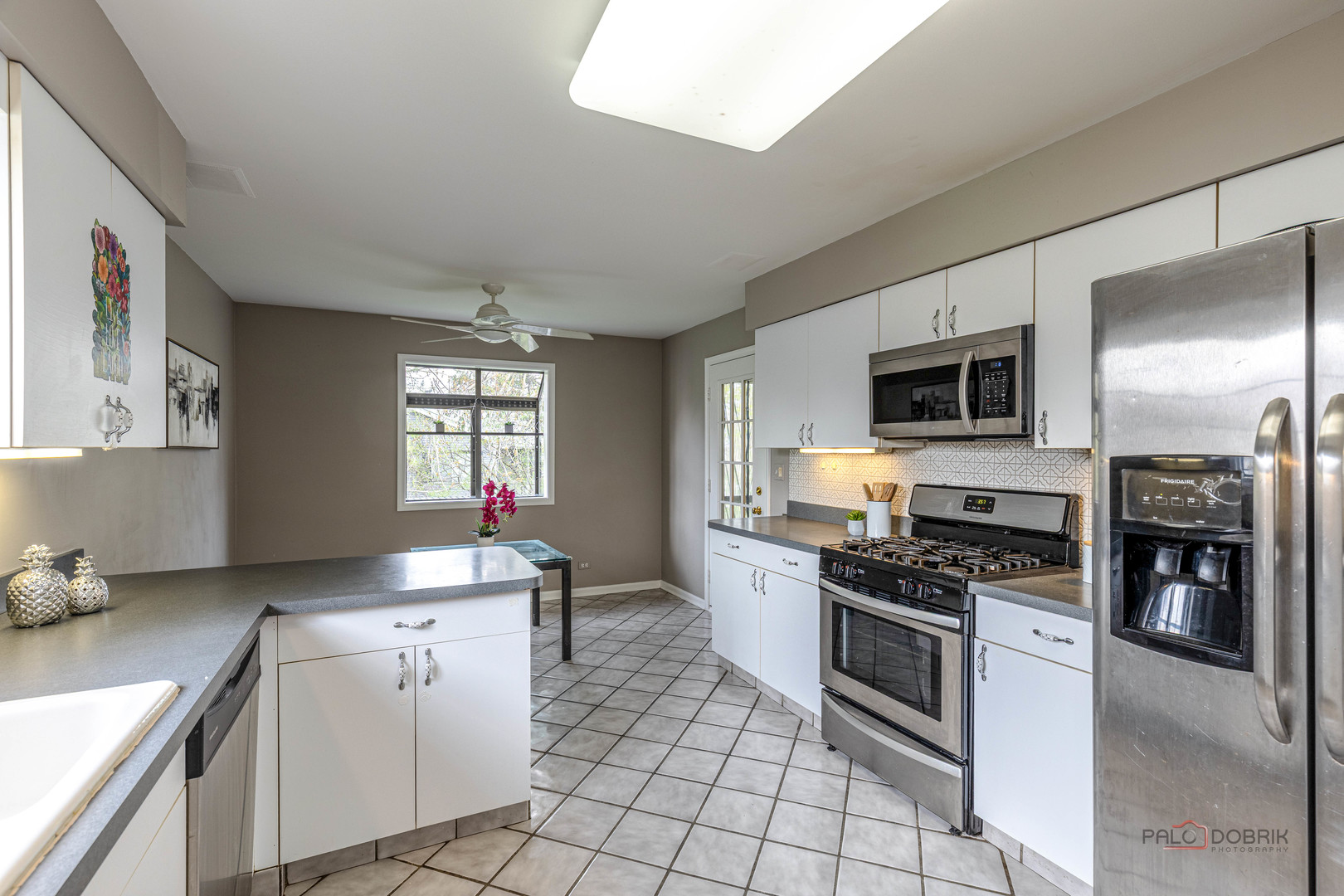 930 Ivy Lane Unit: D