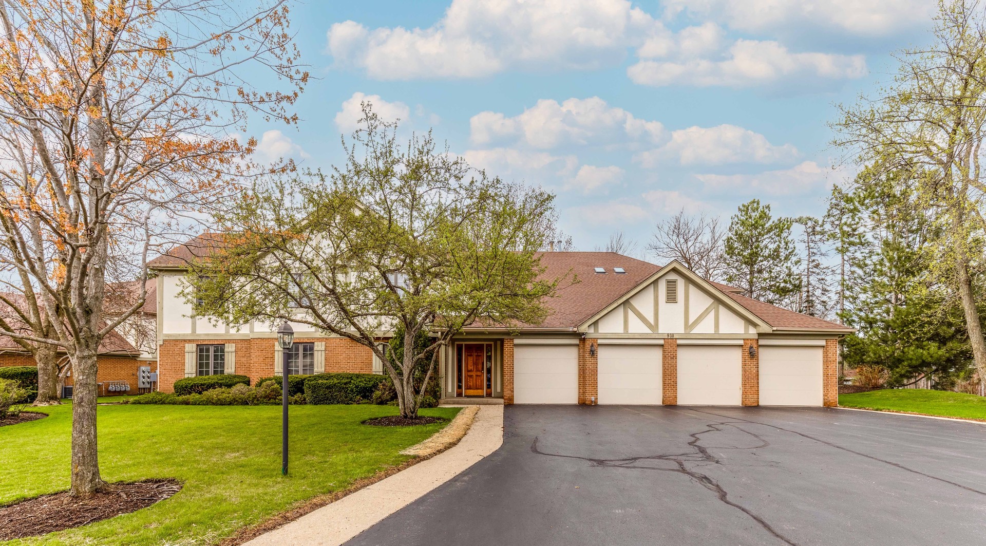 930 Ivy Lane Unit: D